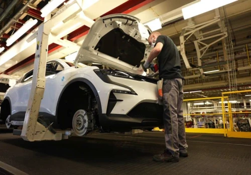 Renault wzmacnia produkcję elektryków. Zakład we Francji zatrudnia dodatkowe 350 osób