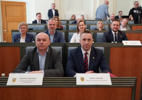 Polityczne scenariusze kolejnych wyborów na Dolnym Śląsku dają jeden ważny wniosek