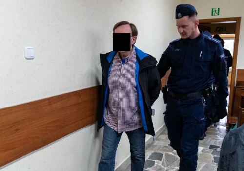 Byli onkolog i organista wciąż na wolności. Sąd w Turku odmówił ich aresztowania