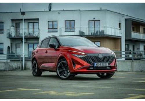 Nissan Qashqai zostaje z silnikiem spalinowym