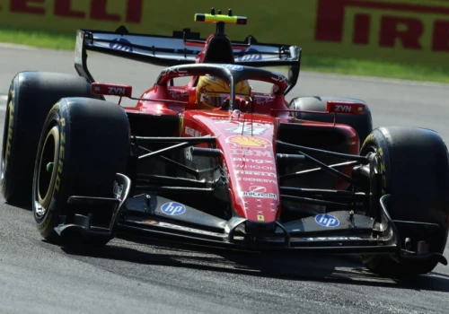 Gorzkie słowa Hamiltona po treningach. Wprost o problemach Ferrari w Baku