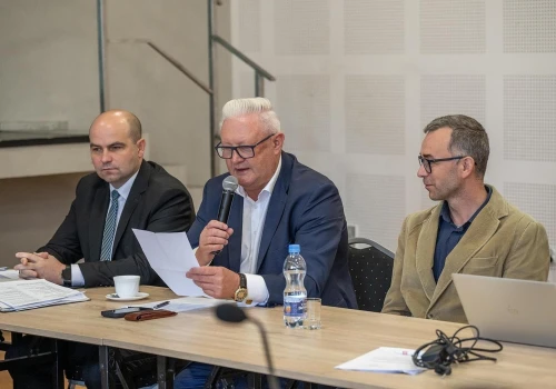 Czy nadal zagrożone są dwa oddziały w szpitalu w Wadowicach?