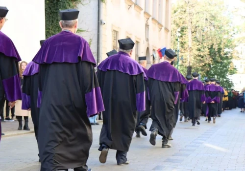 Orszak profesorów UJ przejdzie przez centrum Krakowa. Będą zmiany w ruchu