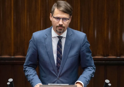 Ursula von der Layen powinna zostać oskarżona o swoje zbrodnie