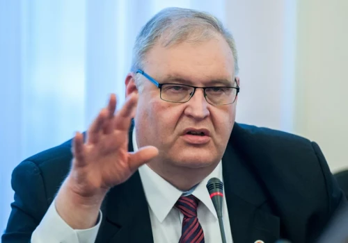 Policja w Trybunale Konstytucyjnym. Święczkowski reaguje na decyzję prokuratury
