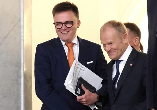 Czy Szymon Hołownia powinien wejść do rządu? Polacy odpowiedzieli w sondażu