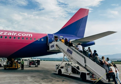 Próbował przewieźć figurę Jezusa jako bagaż podręczny. WizzAir się nie zgodził i miał całkowitą rację