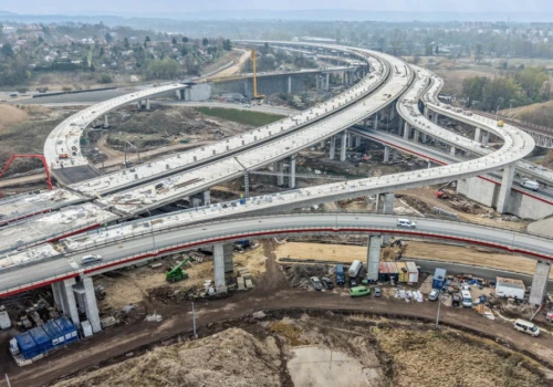 Droga 20 m nad ziemią. Gigantyczny węzeł jest prawie gotowy