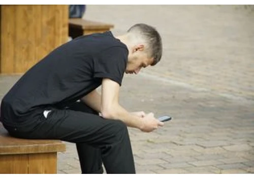 Niechciane subskrypcje SMS. Możesz je anulować
