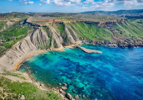 Słoneczny reset na Malcie za 509 PLN ☀️😎 Loty i butikowy hotel z basenem infinity i wspaniałym widokiem 🤩🌊