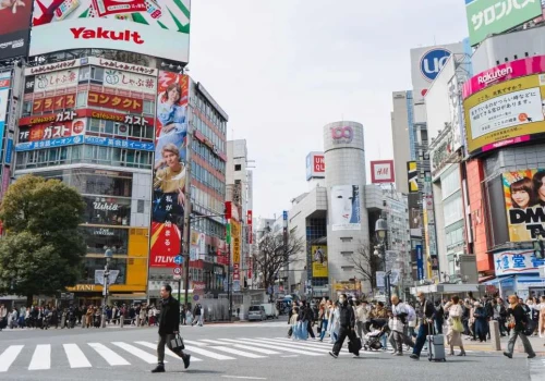 Japonia jest sterylnie czysta, a koszy na ulicach nie ma. Jak oni to robią?