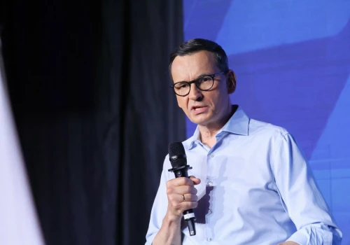 800 zł na mieszkańca samorządu. Morawiecki przedstawił szczegóły planu