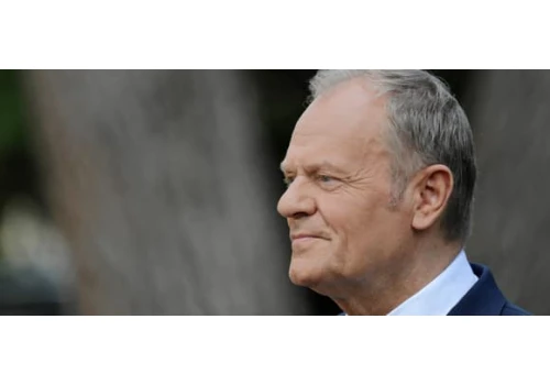 Tusk do Nawrockiego: „Czekamy na podpis”