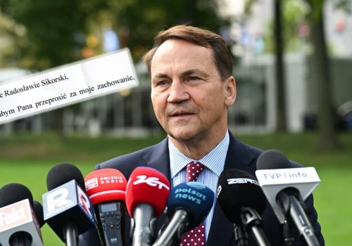 Sikorski pokazał list. 