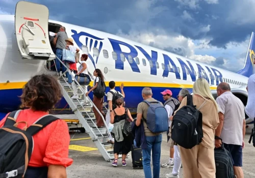 Ryanair straszy podwyżką cen biletów. 