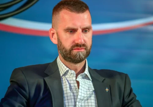 Możdżonek oburzony po śmierci policjanta. KGP odpowiada na zarzuty