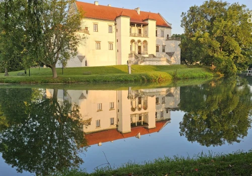 Seniorzy w centrum uwagi. Szydłowieckie muzeum przygotowało weekend z kulturą
