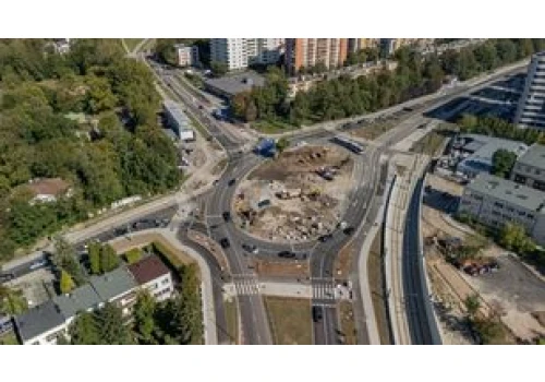 Krakowskie autobusy nie mieszczą się na rondach Barei i Młyńskim? MPK: Kierowcy nie zgłaszali. A tymczasem ZDMK: zrobimy korektę linii