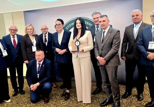 Sukces na kolejowej budowie w regionie. Dorota Pustułka, specjalistka BHP druga w Polsce