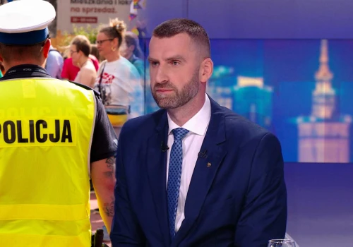 Policja odpowiada Możdżonkowi. 