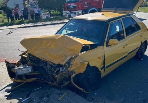 Zderzenie dwóch skód. Wśród poszkodowanych aż cztery osoby
