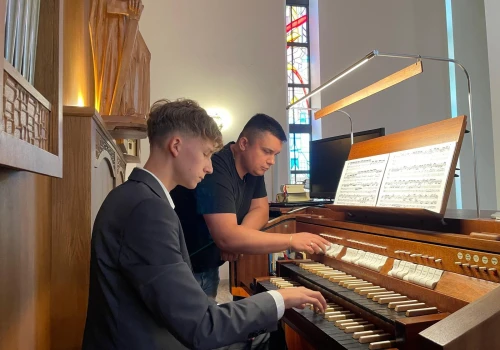 Pierwsze miejsce dla młodego organisty Szymona Pawlika