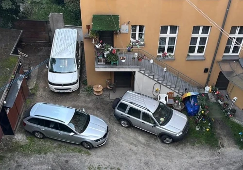 Nie chcą wiaty śmietnikowej pod oknami