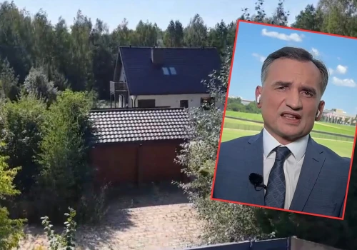 Pojechali pod posesję Ziobry. Co za widok, willi już prawie nie widać! „Chwasty wyrastają”