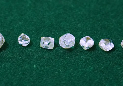 Diamenty z przemytu we wrocławskim muzeum