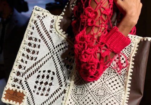 Polska ‘czekoladowa skóra’ na Milan Fashion Week. Marco Rambaldi wykorzystał NUTICO
