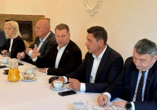 Przemysław Czarnek przyjechał do Miasteczka Śląskiego. Rozmawiano o przyszłości kopalń