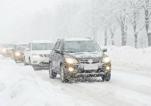 Pierwszy śnieg spadnie w kilku województwach. Będzie paraliż na drogach