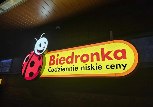 W środę ostatnia szansa na tę promocję w Biedronce. Wszystkie wędzone łososie objęte akcją