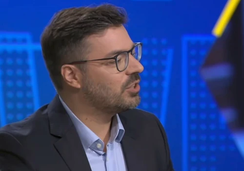 Oddawanie tak rzadkiej broni jest czymś między zdradą stanu a frajerstwem