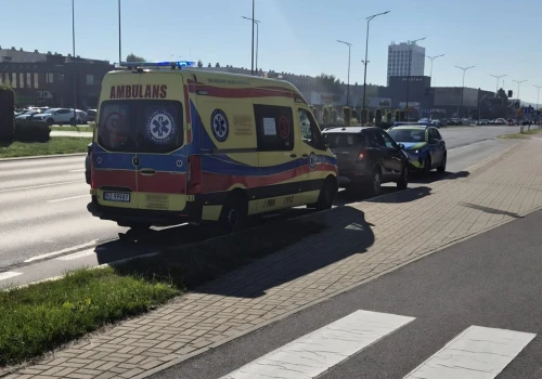 Wypadek na al. Kopisto w Rzeszowie. 12-latek trafił do szpitala