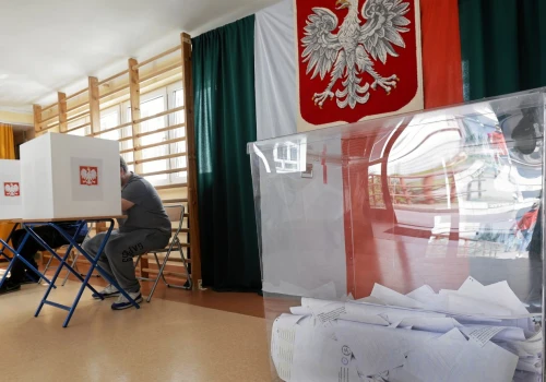17 głosów na Trzaskowskiego przypisali Nawrockiemu. Jest wyrok ws. komisji w Rybakowie