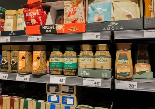 Kiedyś 20 paczek, dziś tylko 5. Tak stopniało 100 zł