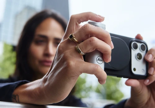 Z nakładką Leica Lux można zmienić smartfona w poważny aparat