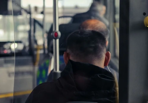 Jeden przewoźnik likwiduje kursy ze Złotoryi, drugi podnosi cenę biletów