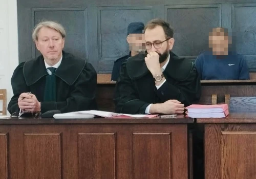 27 ciosów maczetą. Ruszył proces 54-latka oskarżonego o zabójstwo na Bałutach