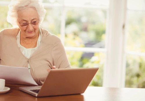 Bon senioralny już obowiązuje. Nawet 2500 zł wsparcia dla seniorów
