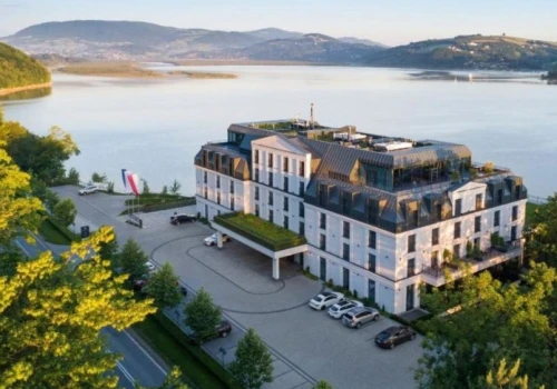 Hotel polskiego milionera z Kluczem Michelin. Jedna noc kosztuje nawet 12 tys. zł