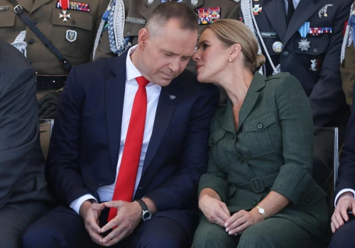Poparcie dla pary prezydenckiej niespodziewanie spadło. Jakie mogą być przyczyny?