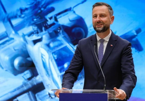 Tajemnicze spotkanie szefa MON z Amerykanami. 