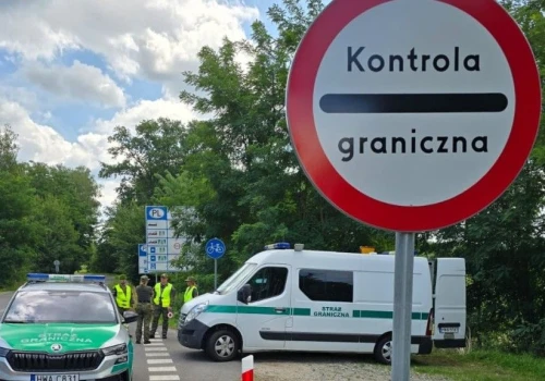 Kontrole na granicach z Niemcami i Litwą zostają na dłużej