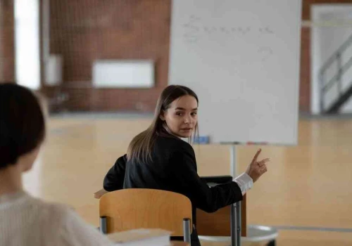 Student chce czegoś więcej. Wykładowca to już nie tylko ekspert
