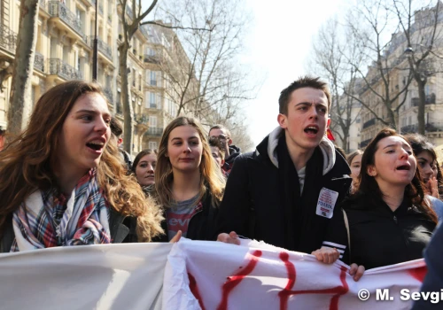 Blokady liceów we Francji. Do protestów dołączyli studenci