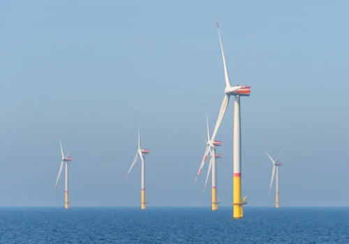 Polska energetyka na morzu nabiera realnych kształtów. Pierwsza farma już produkuje prąd, kolejne w budowie