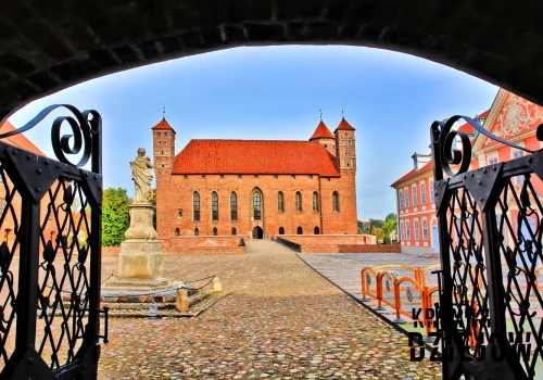 Ten zamek to architektoniczna perła Warmii. Rezydował w nim jeden z najtęższych umysłów epoki