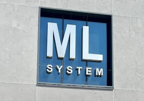 ML System ograniczył stratę. Przychody wzrosły o ponad 103 proc.